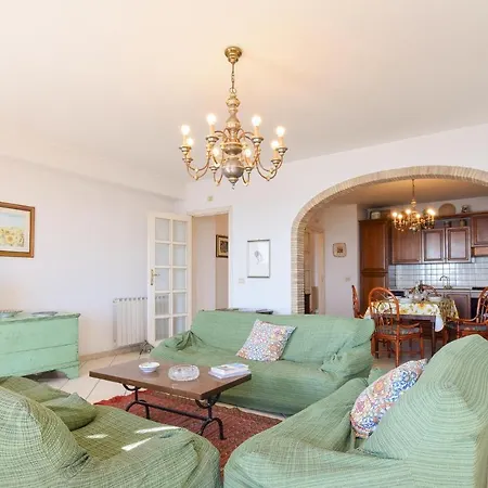 Lovely In * 지아르디니낙소스