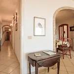 Lovely In Apartment *