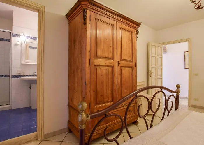 Apartment Lovely In Giardini Naxos