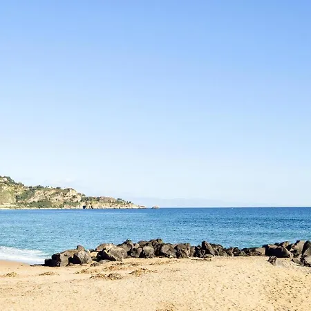 In With Wifi Apartment Giardini-Naxos